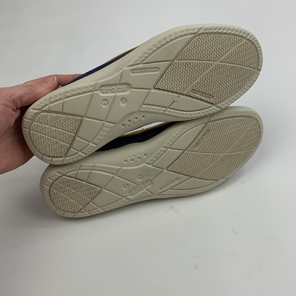 Crocs Slip on canvas shoe Size 7 Tan yellow blue Loafer Style - Picture 8 of 14